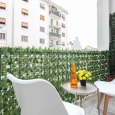 Domvs Clavdia - Metro Station, 8 Min To Center, Roma, 6pax, A-c * Rom